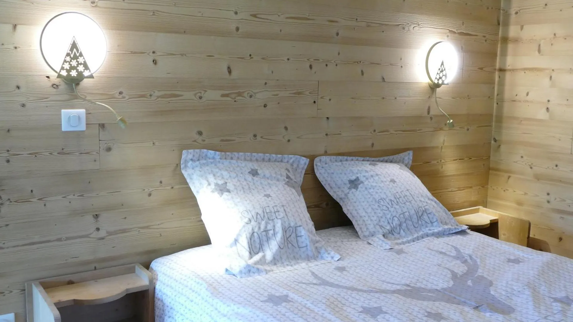 Chambre D'Hotes A La Ferme Beaune  2*, Beaune (Savoie) France